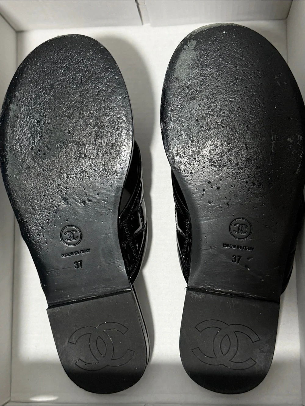 CHANEL Black Quilted Patent Leather Slide Sandals